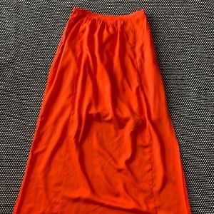 Ann Taylor loft maxi skirt 00p